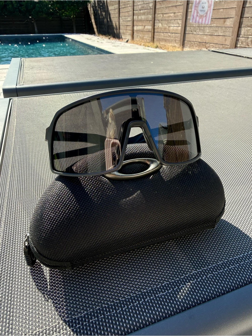 Oakley Sutro black prism